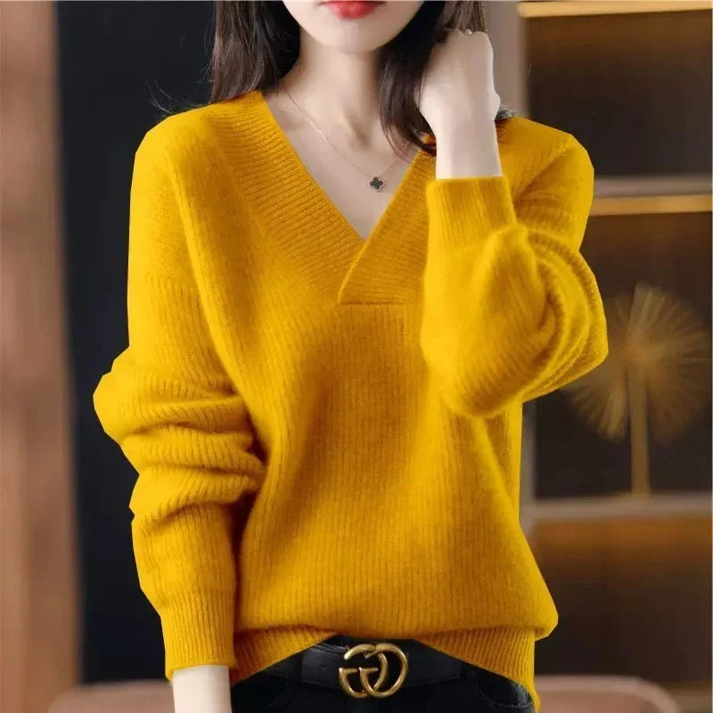 Valerie | Cashmere blend sweater with V-neck